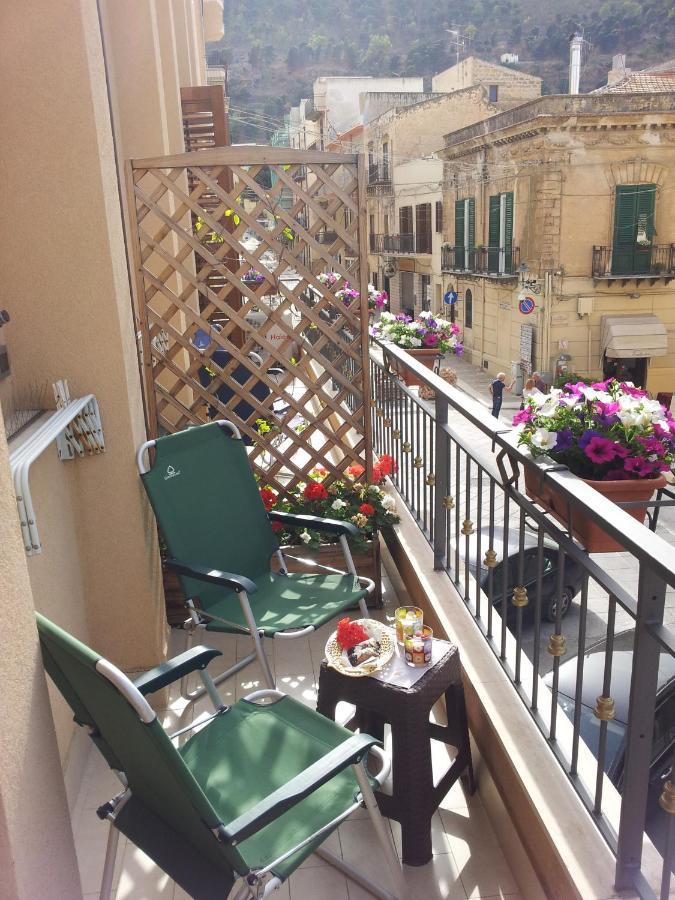 Marconi E Garibaldi 76 Apartment Castellammare del Golfo Exterior photo