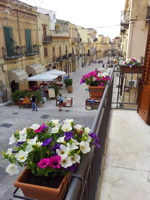 Marconi E Garibaldi 76 Apartment Castellammare del Golfo Exterior photo